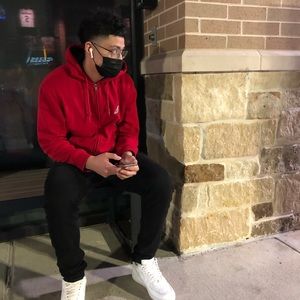 Meet your Posher, Daniel